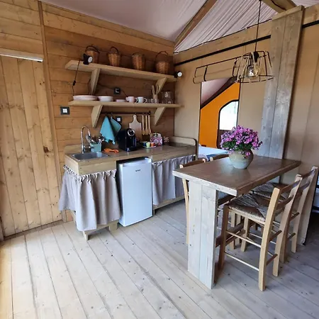 Casa Sgarlata Glamping - Tenda Olivastro *