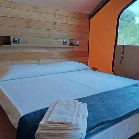 Casa Sgarlata Glamping - Tenda Olivastro *