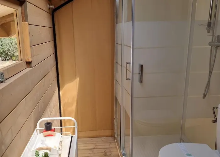 Casa Sgarlata Glamping - Tenda Olivastro ラグジュアリーテント